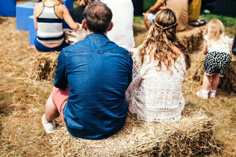 Coraz więcej ojców-rolników korzysta z zasiłku macierzyńskiego